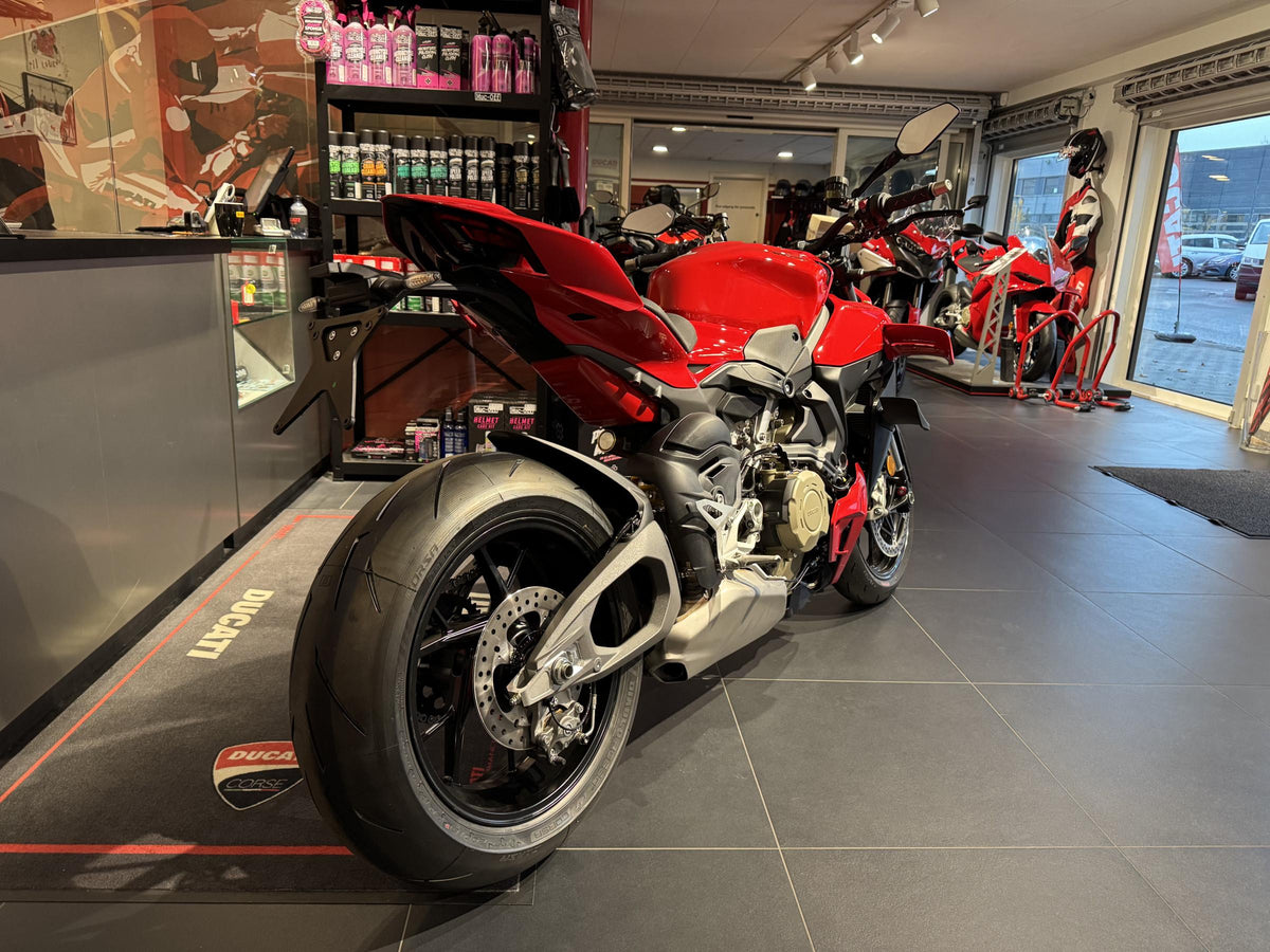 Ducati Streetfighter V4