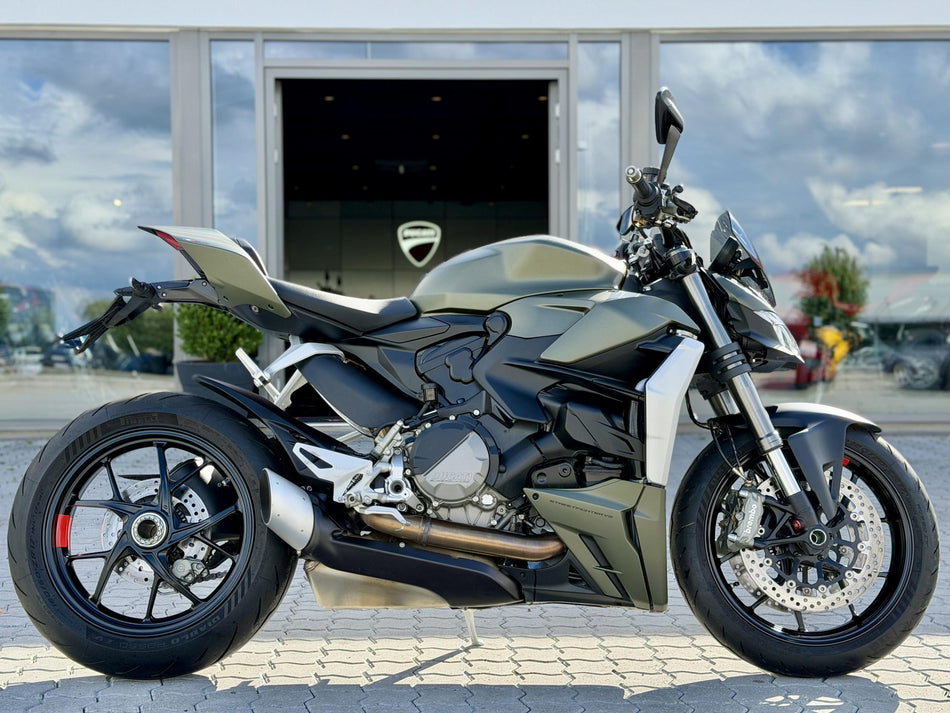 Ducati Streetfighter V2