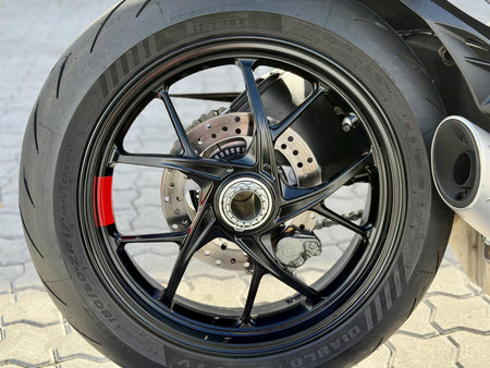 Ducati Streetfighter V2