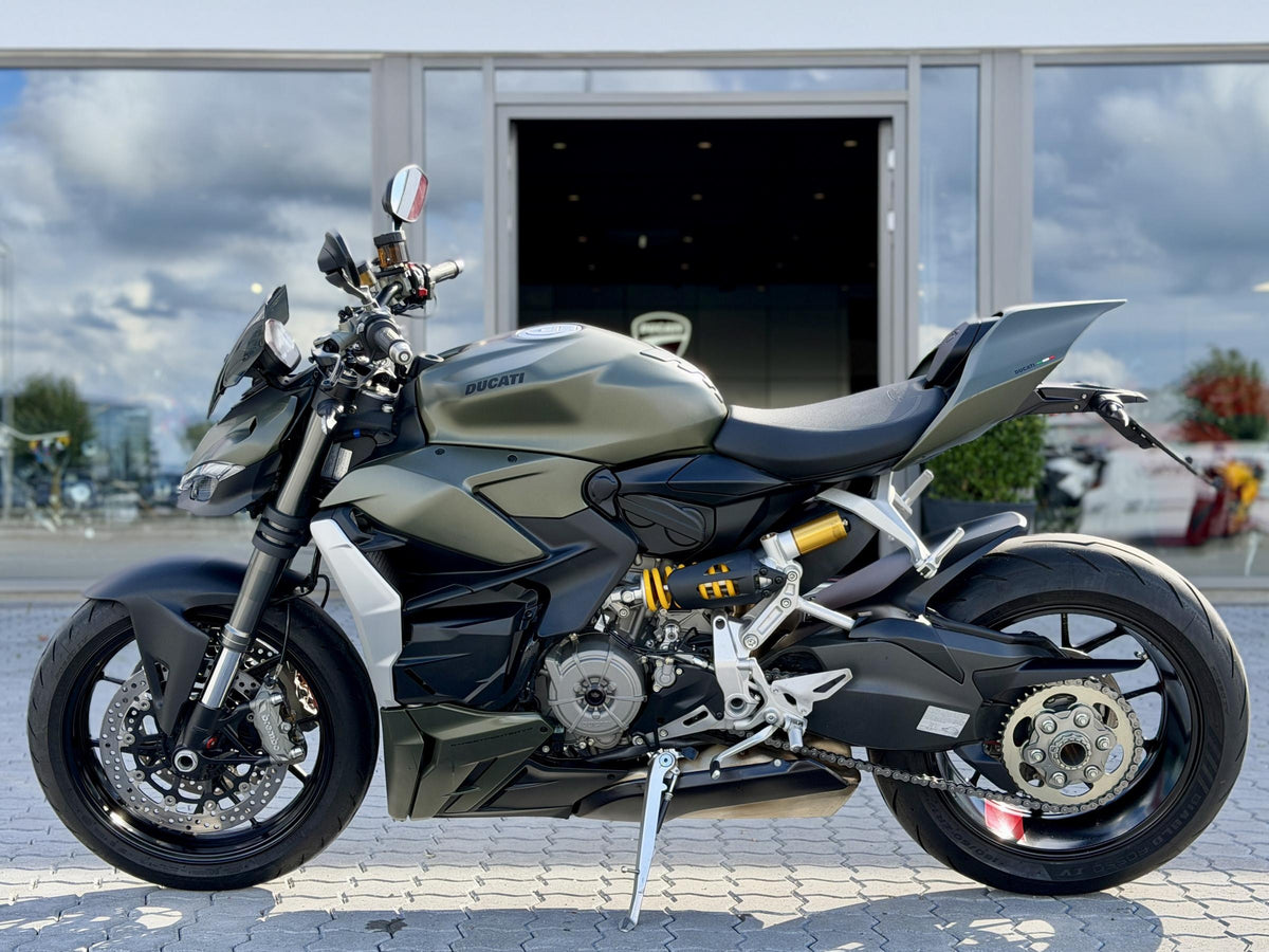 Ducati Streetfighter V2