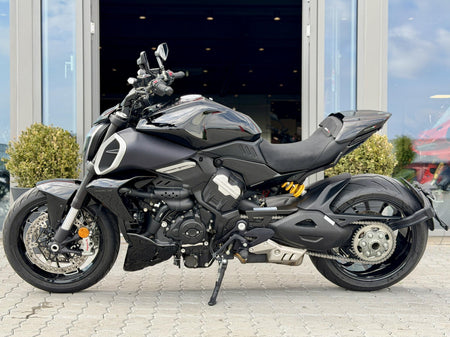 Ducati Diavel V4
