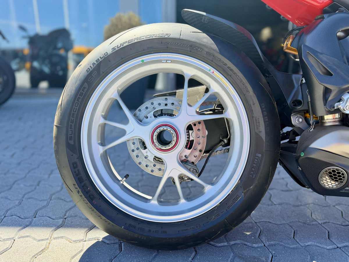 Ducati Panigale V4 Bautista World Champion Replica